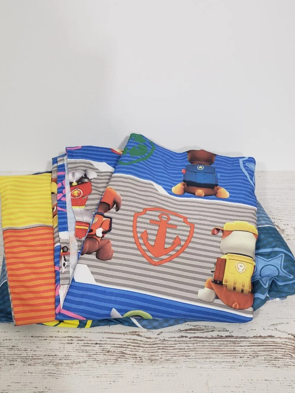Nickelodeon. Paw Patrol Twin Sheet Set 3 Piece Flat Sheet Fitted Sheet Pillow